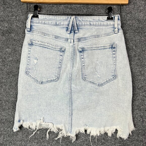 Good American Light Wash Denim Frayed Hem‎ Jean Mini Skirt Waist Size 2/26 - Picture 2 of 7